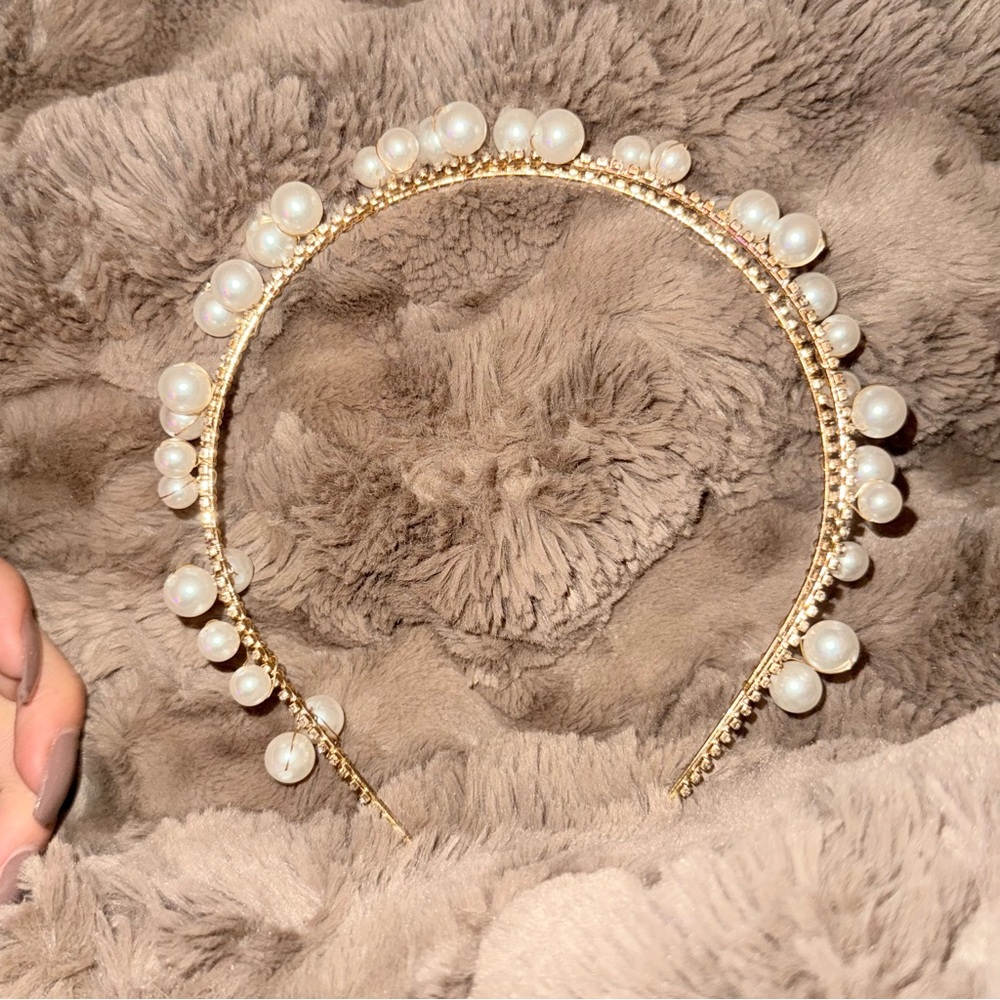 Gold and White Pearl Hair Accessory